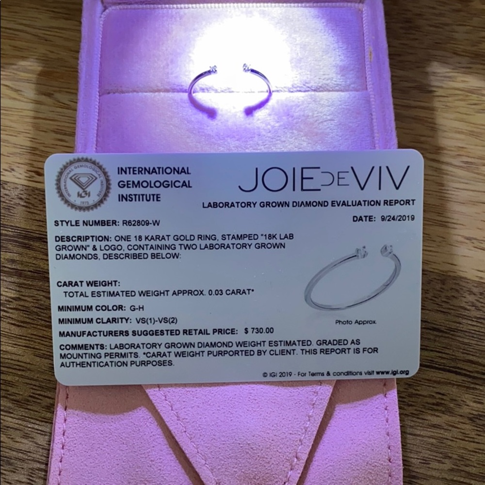 Joie De Viv lab diamond ring